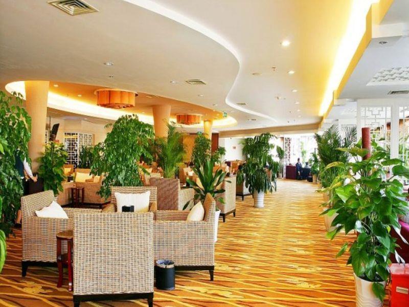 Crown International Hotel Чънду Интериор снимка