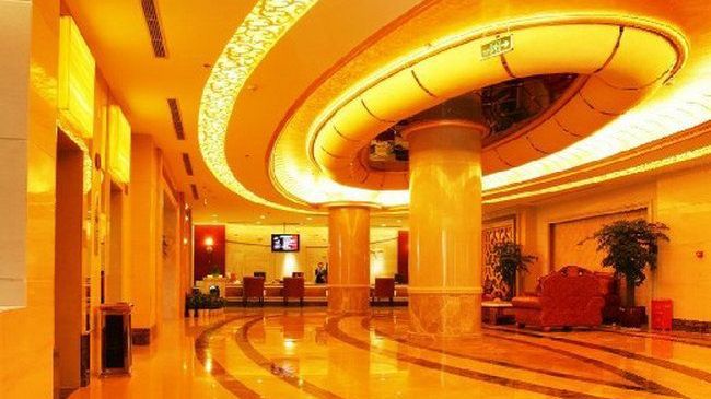 Crown International Hotel Чънду Интериор снимка